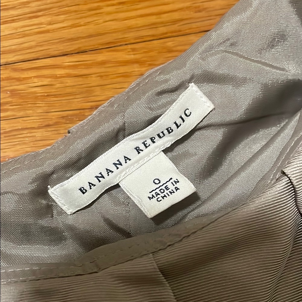 Banana Republic Elegant Gray Apparel